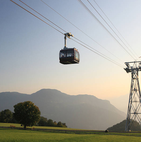 Prima trifune LEITNER a movimento continuo (3S) - 2009