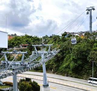 LEITNER baut urbane Seilbahninfrastruktur in Manizales konsequent aus